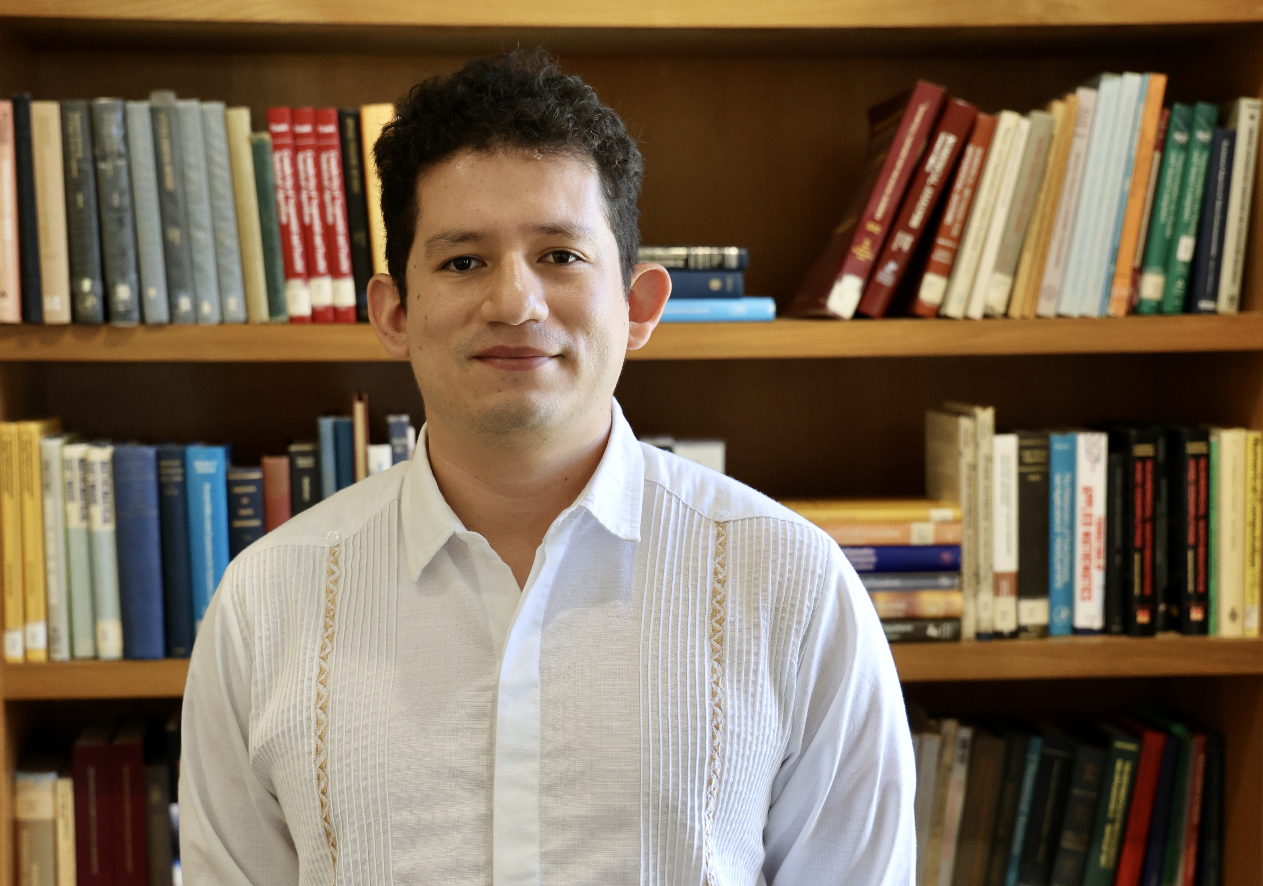 Building Community in Science - Profile Andrés Galindo Olarte